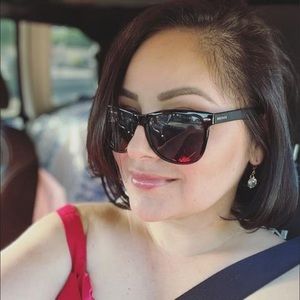 Meet your Posher, Maria eliza